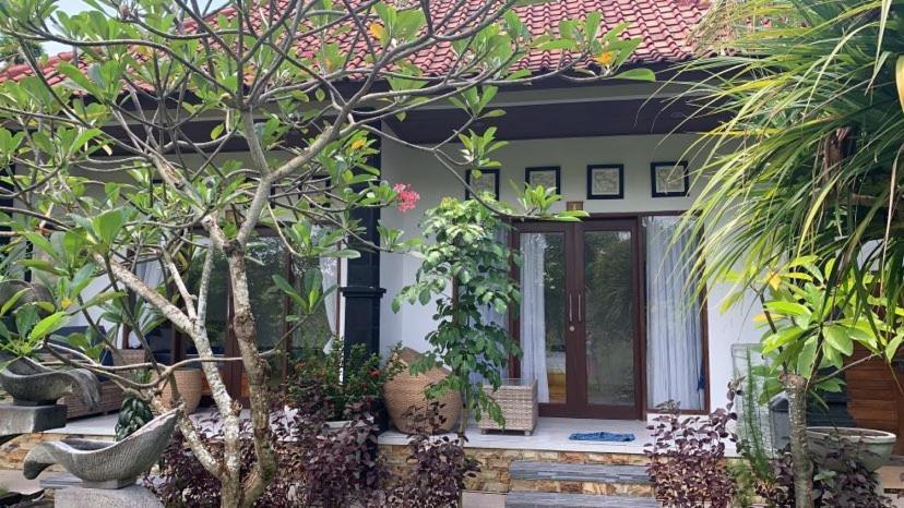 Bobo Bungalow Nusa Lembongan  Exterior photo